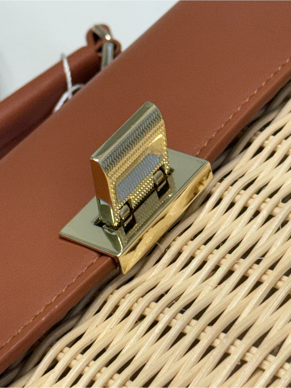Tommy Bahama Tan Leather & Natural Rattan Top-Handle Satchel NWT - Picture 10 of 12